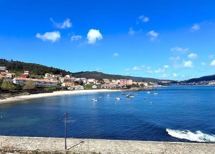 Hotel Corcubion Playa De Quenxe